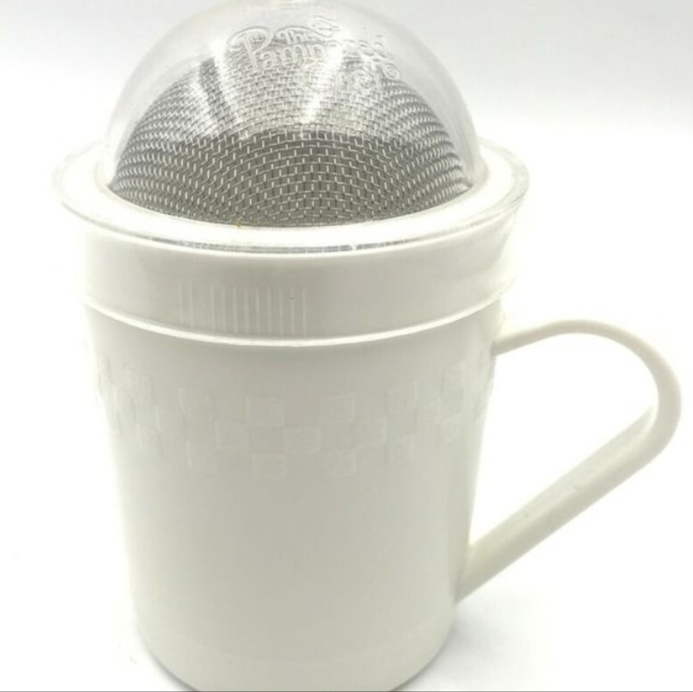 The Pampered Chef ~ Flour Sugar Shaker - Picture 4 of 4